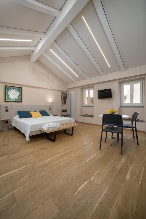 Le Case Di Angelina - Langhe Loft & Suites Farigliano Dış mekan fotoğraf