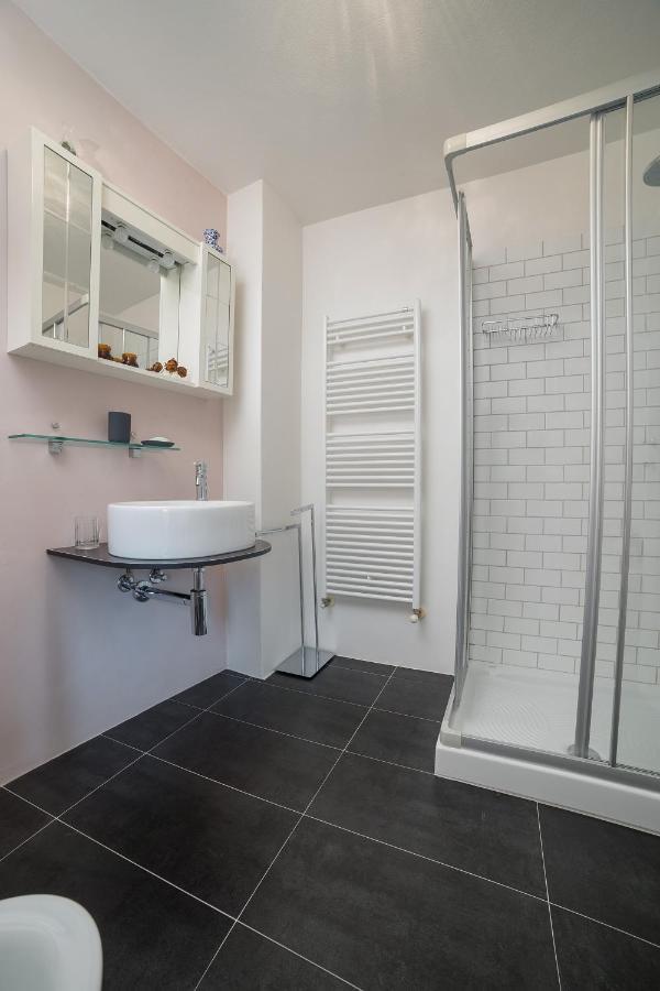Le Case Di Angelina - Langhe Loft & Suites Farigliano Dış mekan fotoğraf