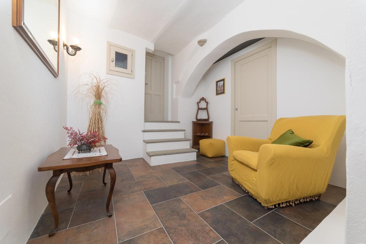 Le Case Di Angelina - Langhe Loft & Suites Farigliano Dış mekan fotoğraf