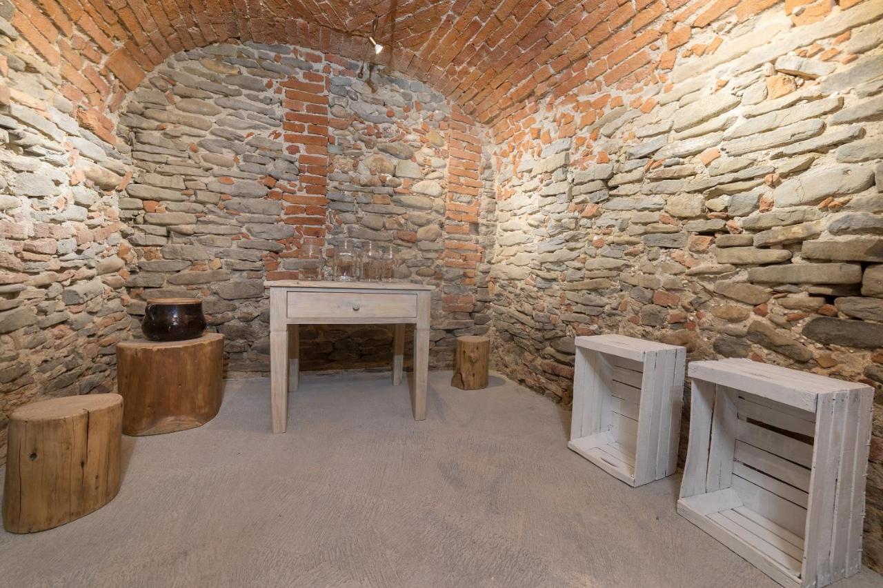 Le Case Di Angelina - Langhe Loft & Suites Farigliano Dış mekan fotoğraf