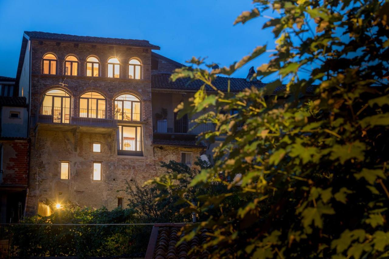 Le Case Di Angelina - Langhe Loft & Suites Farigliano Dış mekan fotoğraf